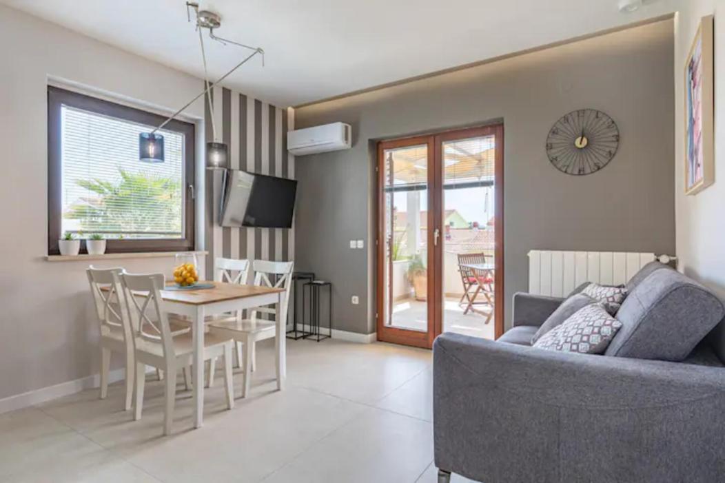 Apartments "Villa Antisin" With Heated Pool Zadar Zewnętrze zdjęcie