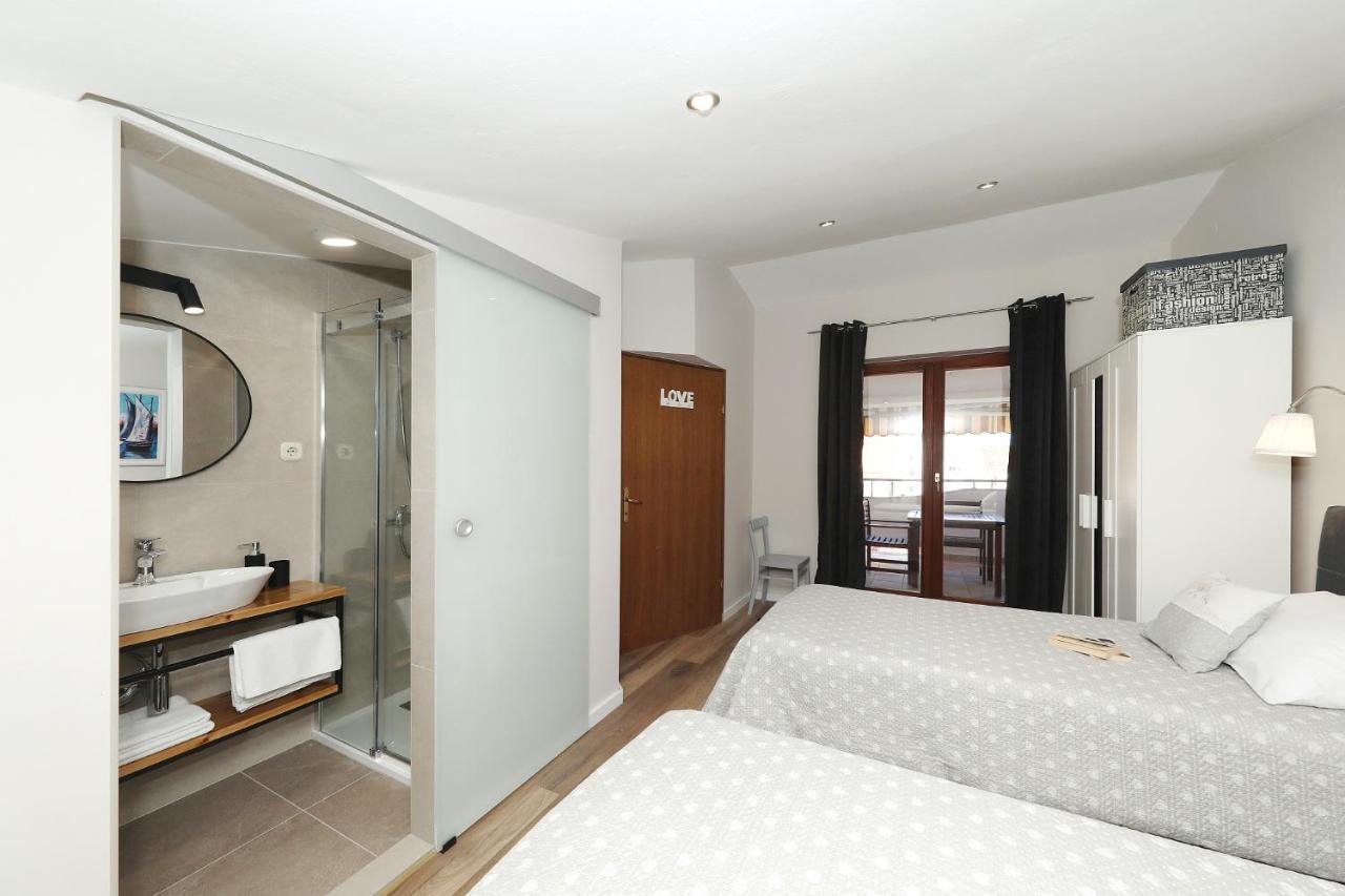 Apartments "Villa Antisin" With Heated Pool Zadar Zewnętrze zdjęcie